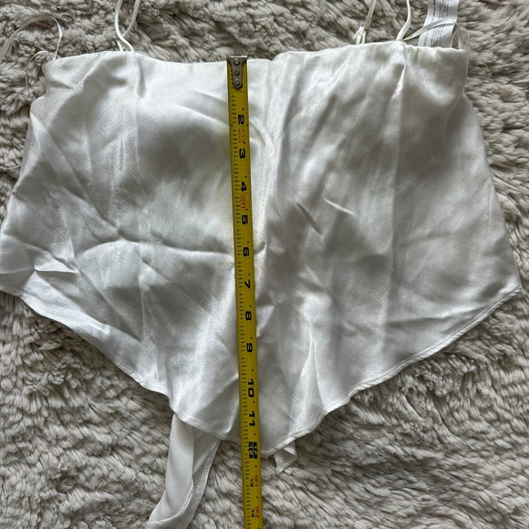 NWT Zara White Silk Crop Top With Adjustable Straps, Built in Bra, Tie back Sz S - Picture 4 of 9
